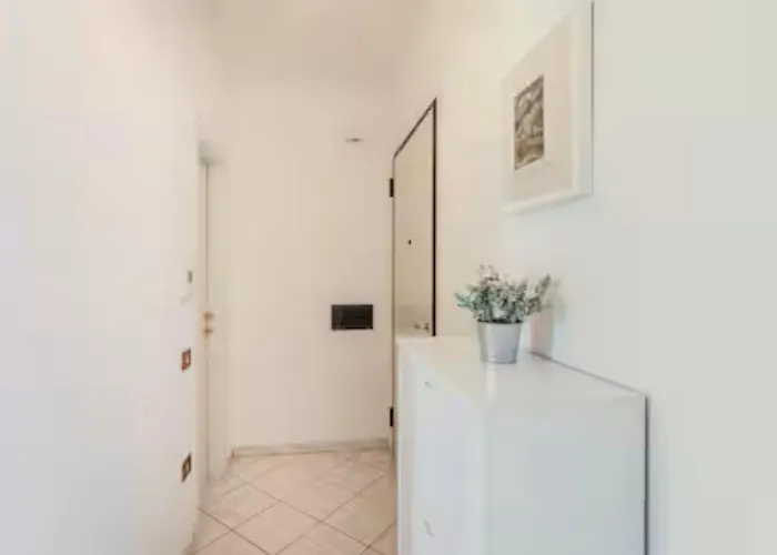 Patty Sweet Home, Centro *